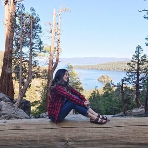 Meet your Posher, Edith